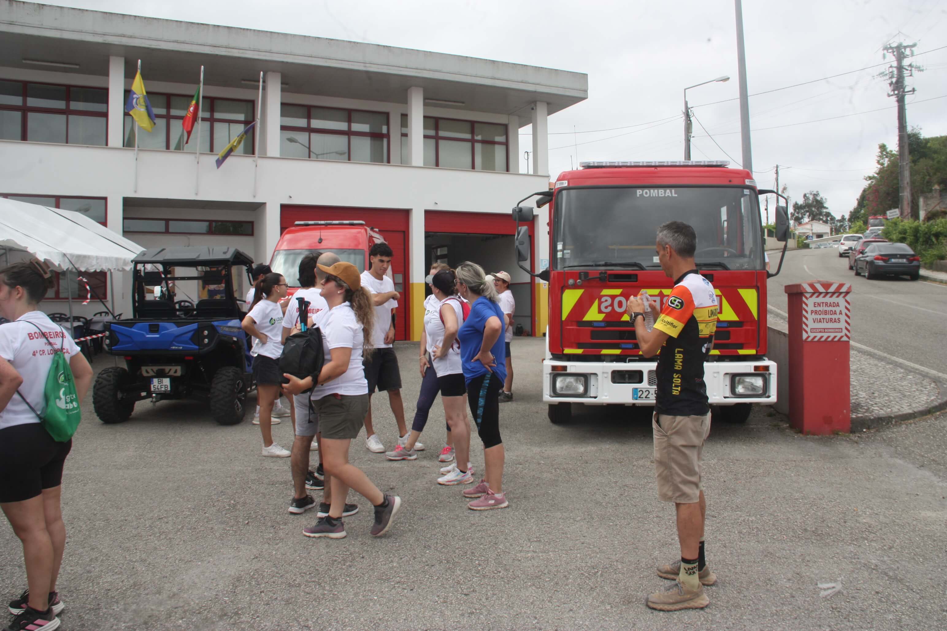 Momento da caminhada no percurso.